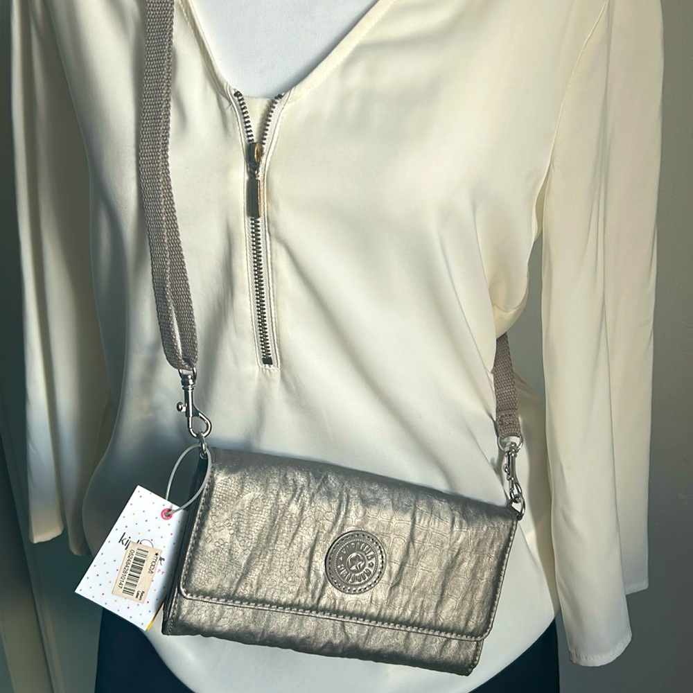 New Kipling Zuma Metallic Pewter Croc Embossed Crossbody Travel Organizer - Picture 13 of 13